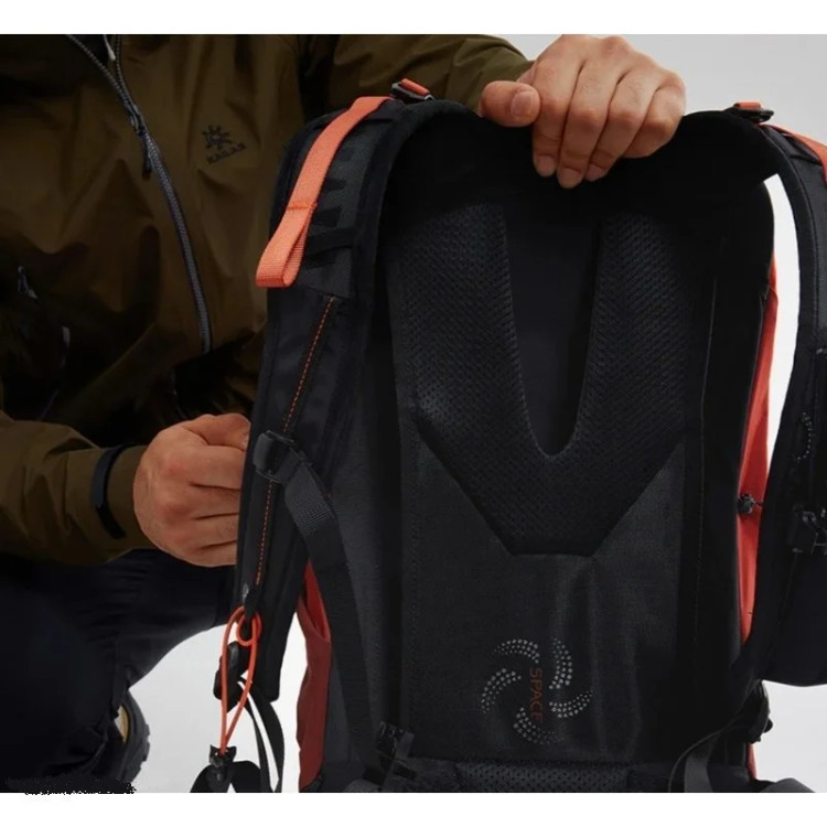 خرید کوله پشی اورجینال کایلاس مدل Wind Tuunel IV 26L با قیمت مناسب و ارسال فوری از کوهنورد شاپ تبریز